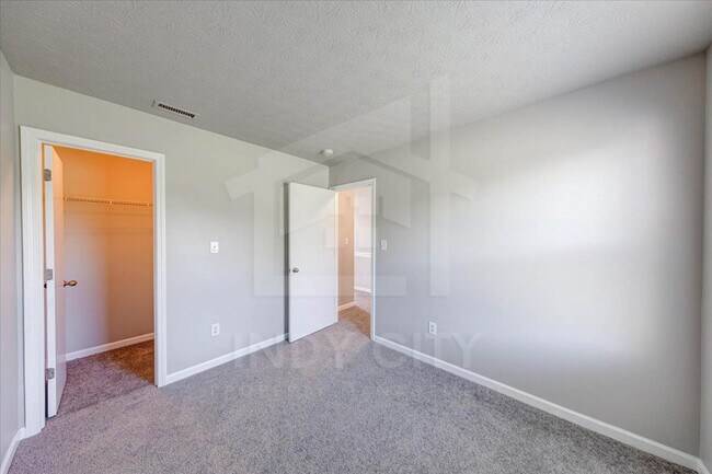 Building Photo - 3034 Danube Way