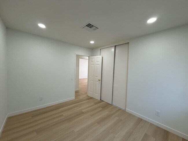 Building Photo - 69150 San Susanna Ave
