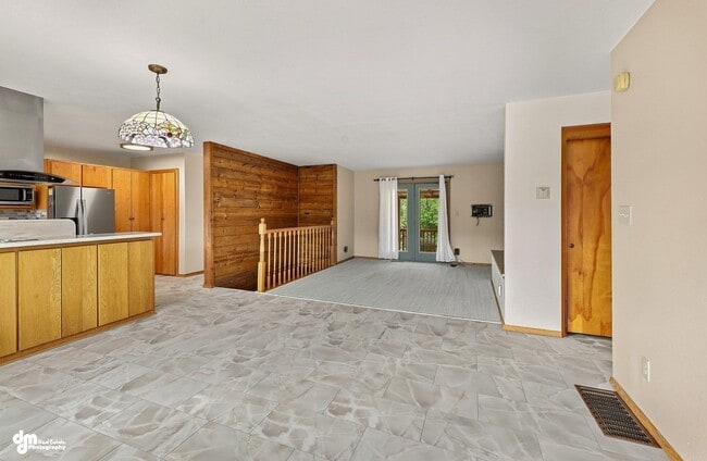Building Photo - 6740 E Toller Ct