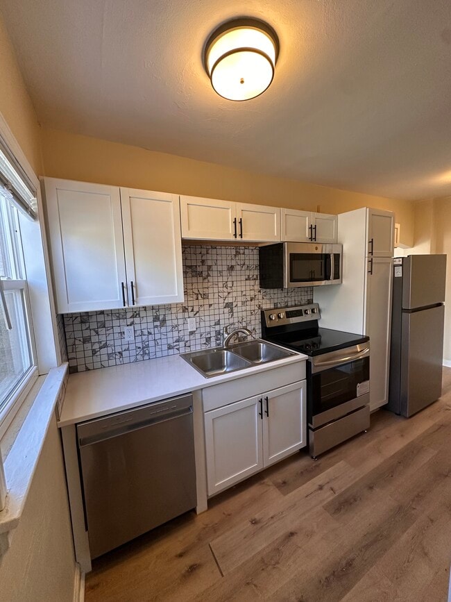 Building Photo - 2618 34th St