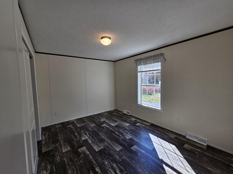 Building Photo - 52 Mapledale Acres