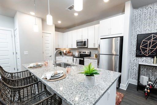 Building Photo - 5561 Post Oak Blvd