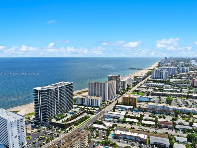 Building Photo - 900 N Ocean Blvd
