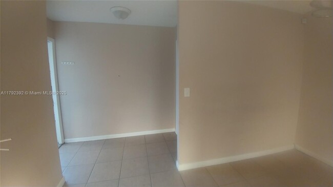 Building Photo - 5721 Wingham Way