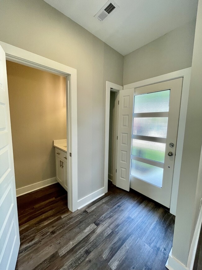 Building Photo - 55 Zentry Pl