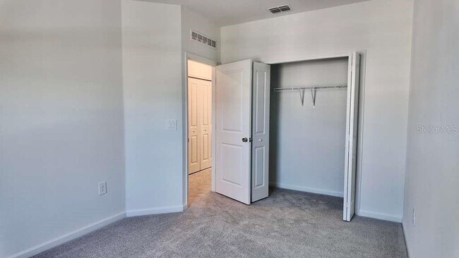 Building Photo - 2746 Skyline Lp