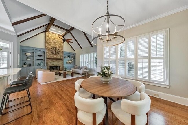 Building Photo - 11180 W Rd