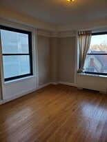 Building Photo - 15 E Kirby St