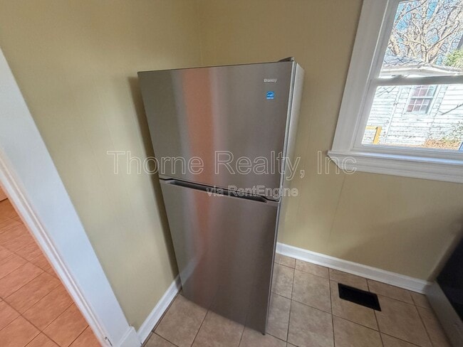 Building Photo - 617 Pennsylvania Ave