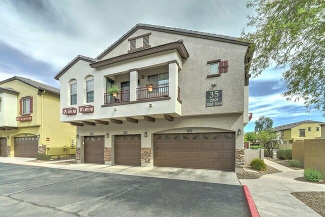 Building Photo - READY TO VIEW NOW! Beautiful Townhome in Great Location