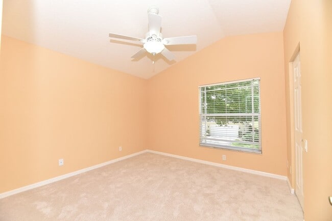 Building Photo - 14936 Salamander Pl