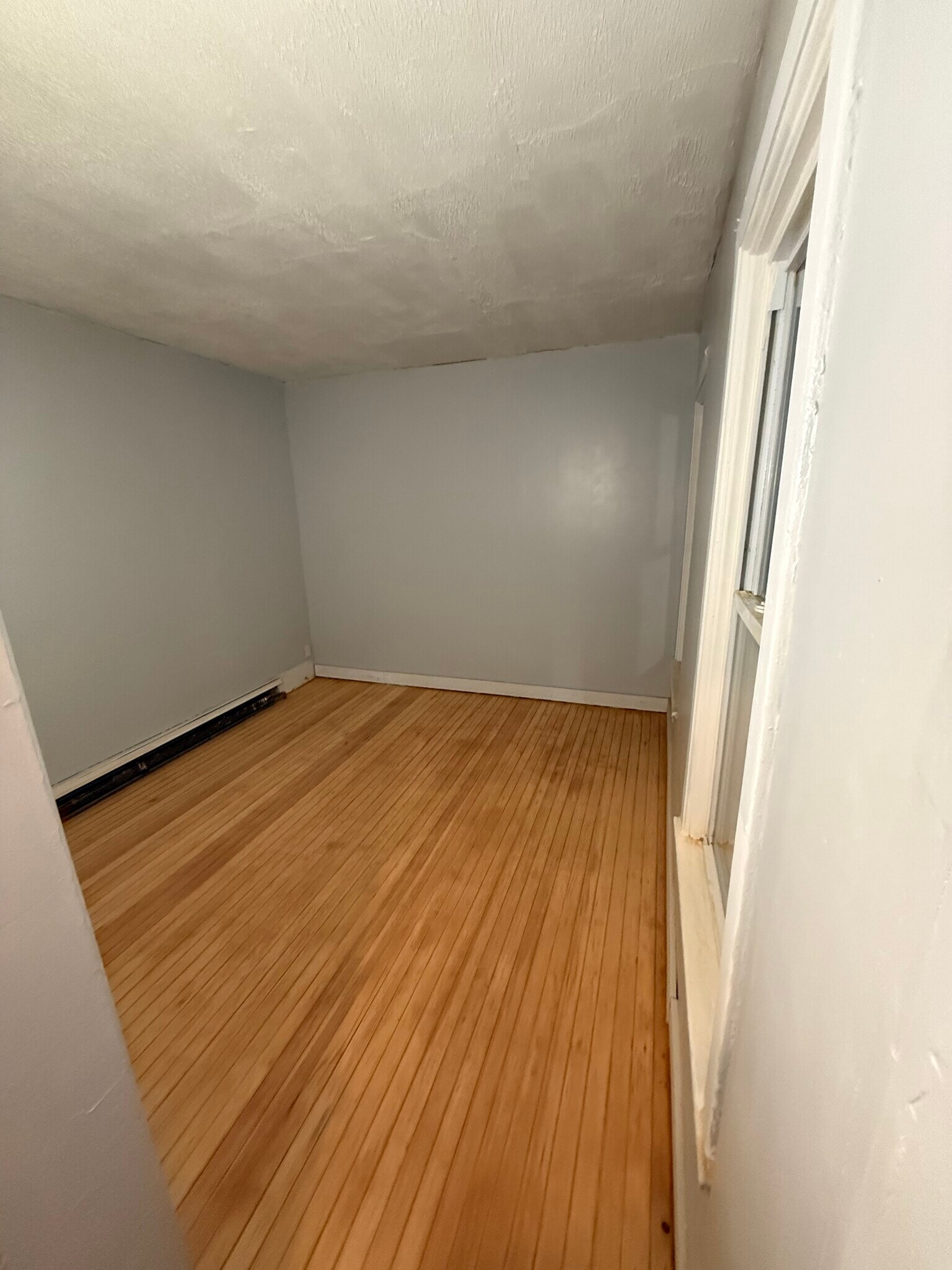 Building Photo - 113 Victory Ave - Schuyler Labar