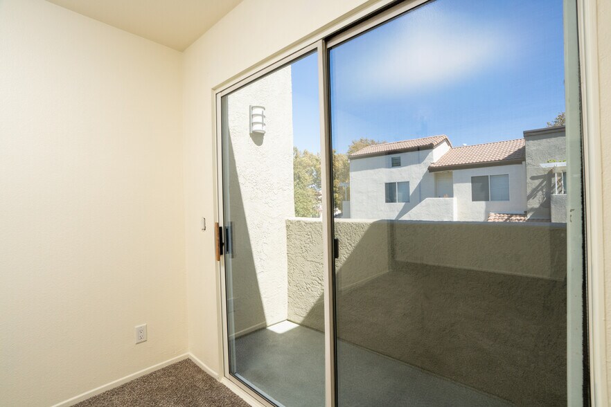 Building Photo - 21314 Nandina Ln