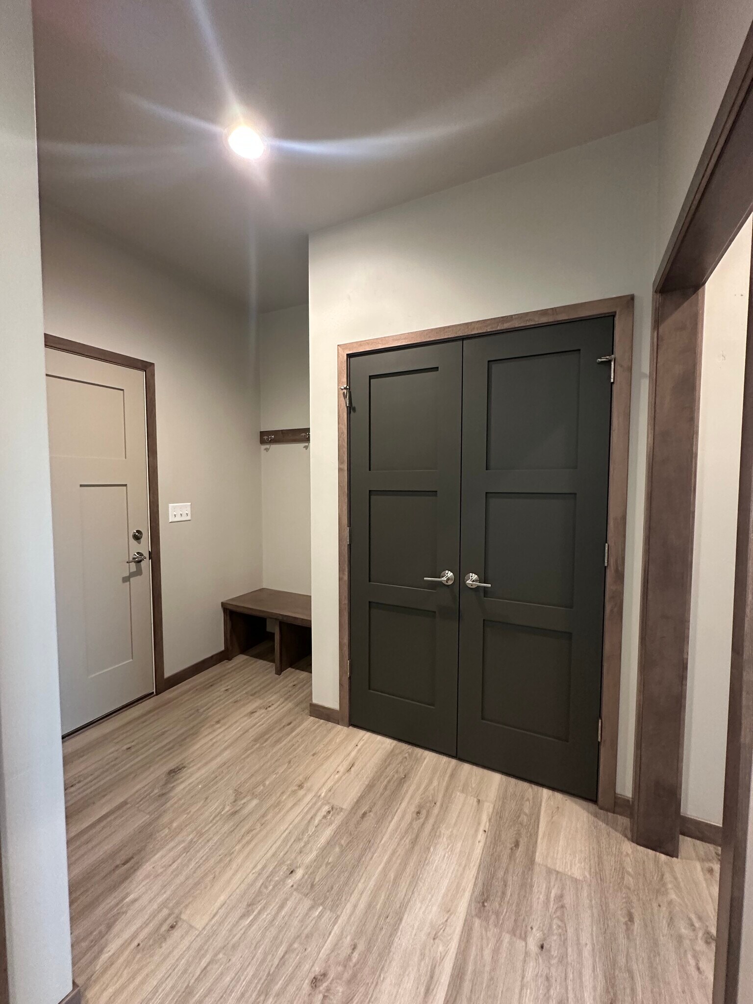 Building Photo - 2129 Clover Field Dr