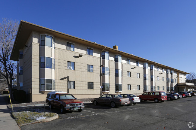 Building Photo - The Argyle Park