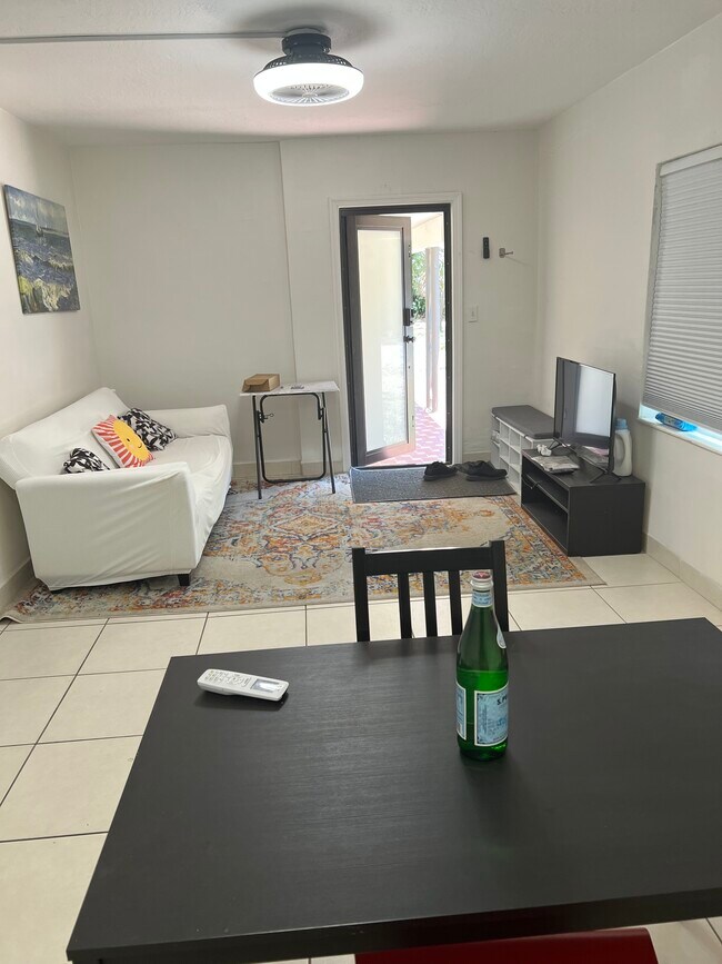 living room - 1301 NE 6th St