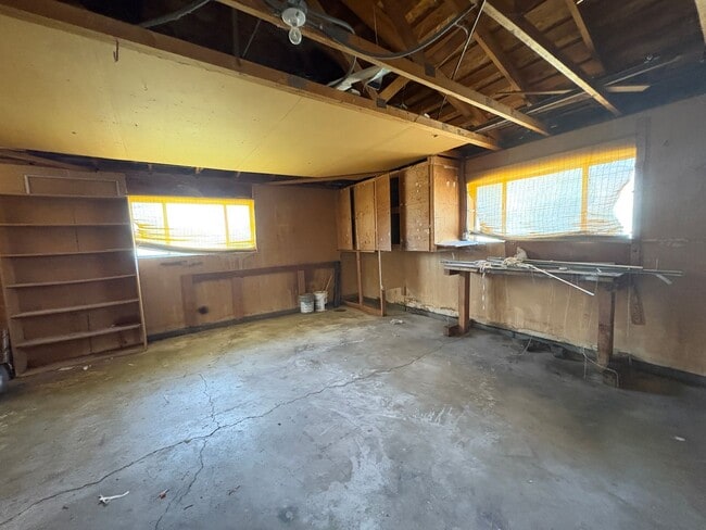 Building Photo - 202 Terrace Dr