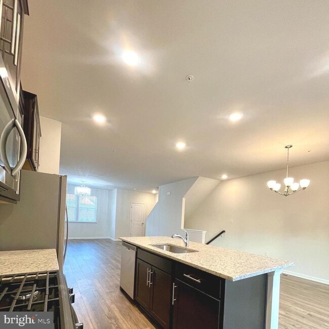 Building Photo - 2709 Princess Victoria Way