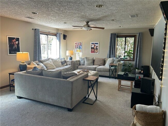 Building Photo - 2716 Peachtree Walk