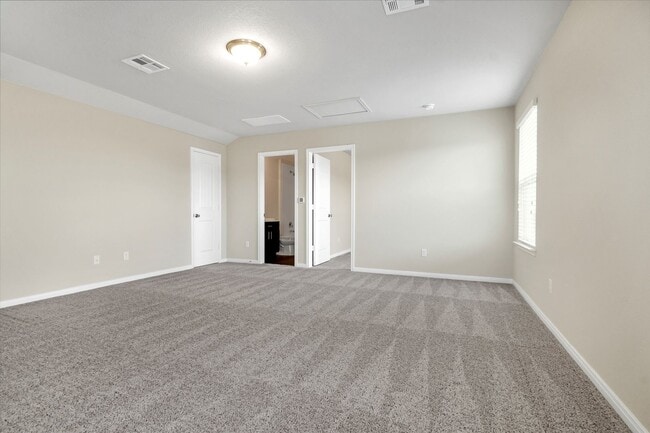 Building Photo - 1013 Gaelic Dr