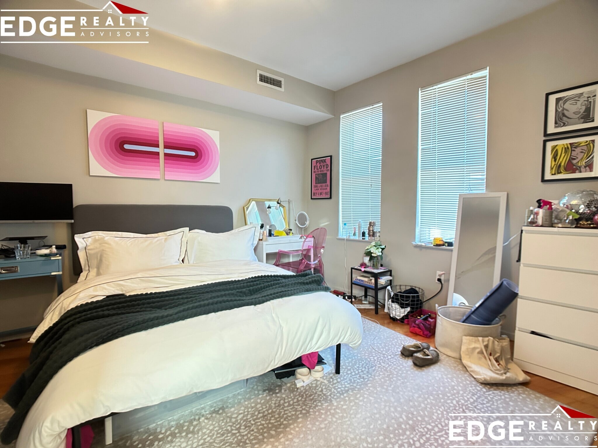 Building Photo - 57 Glenville Ave