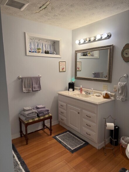 Building Photo - 1300 Copper Creek Dr