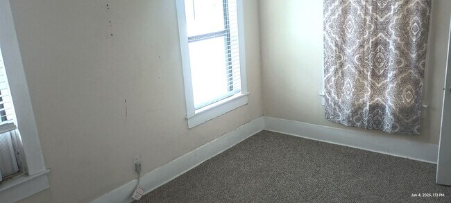 Building Photo - 108 Murray Way