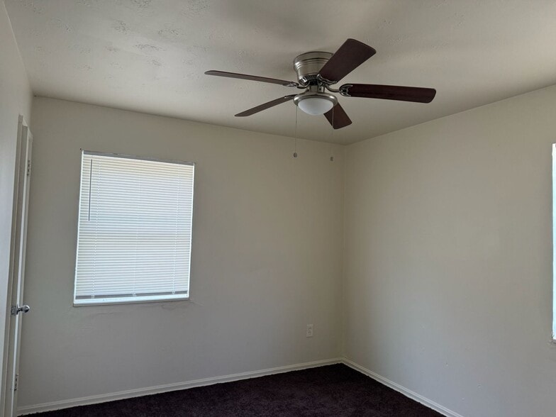Building Photo - 14518 Saint James Ave