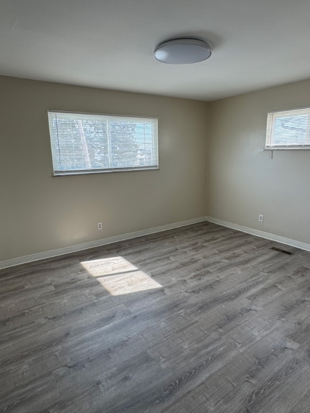 Building Photo - 5143 Colerain Ave