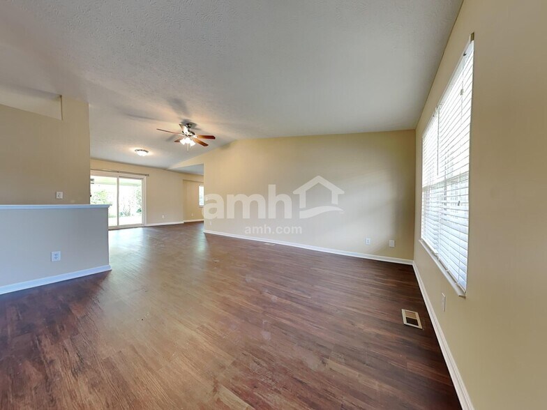 Building Photo - 327 Nightwind Dr