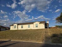 Building Photo - 7206-7206 Vista Cliff Dr