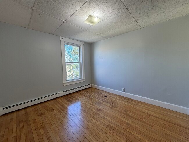 Building Photo - 93 Bellevue Ave