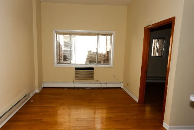 Building Photo - 1538 N Dearborn St