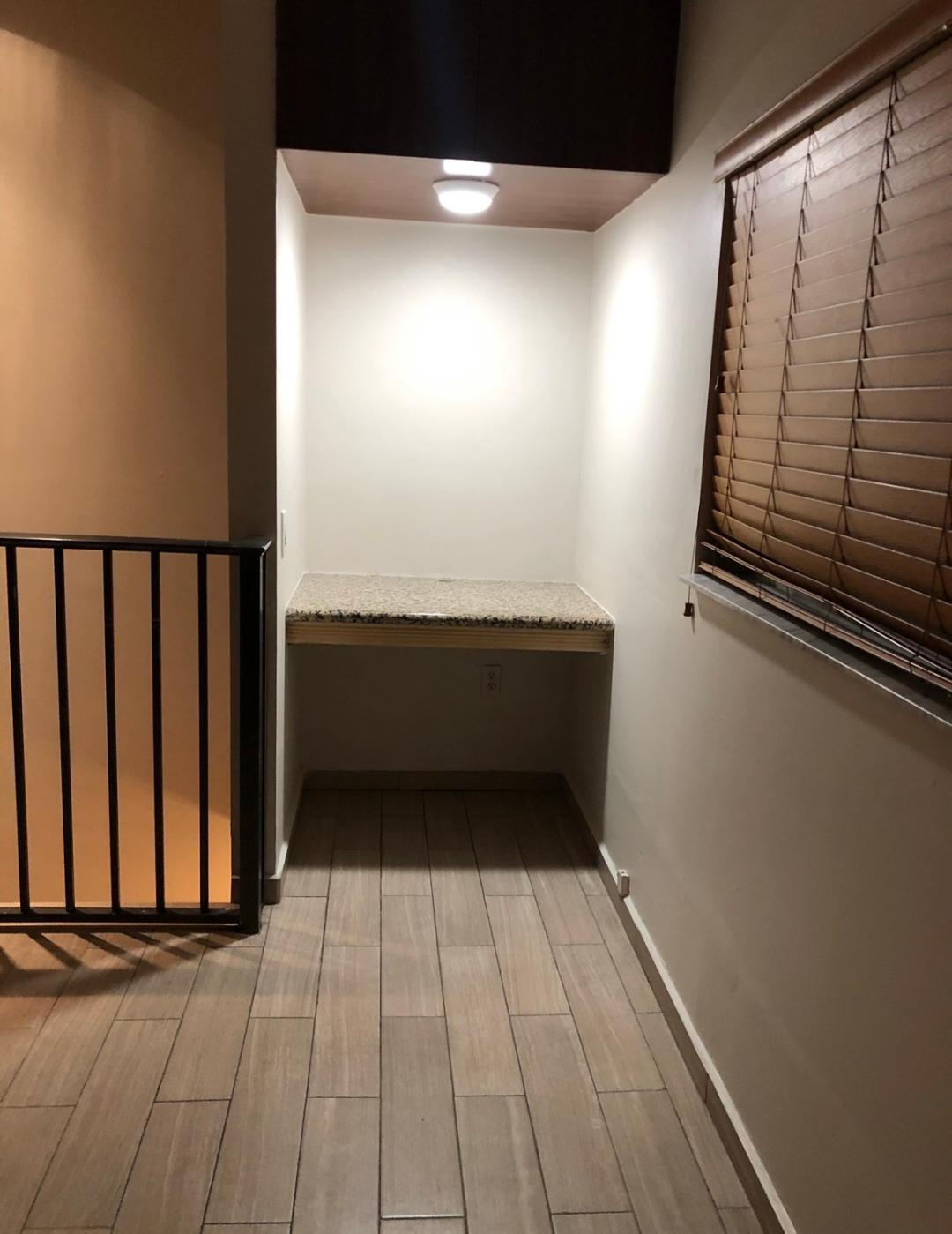 Computer Station - 7643 W 29th Ln
