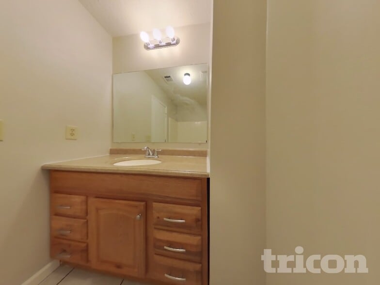 Building Photo - 3406 Owens Pass NW