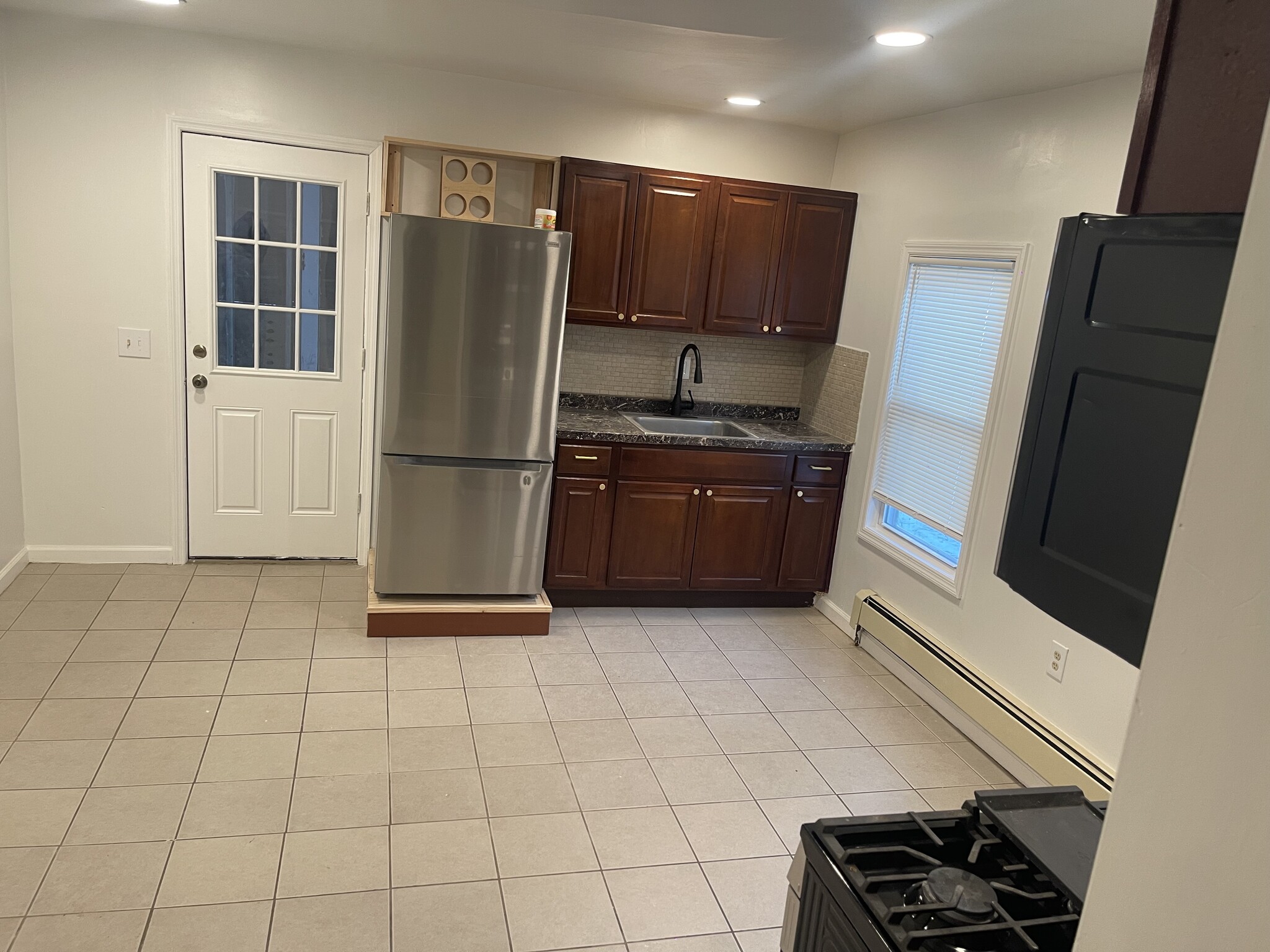 Building Photo - 49 Carroll St