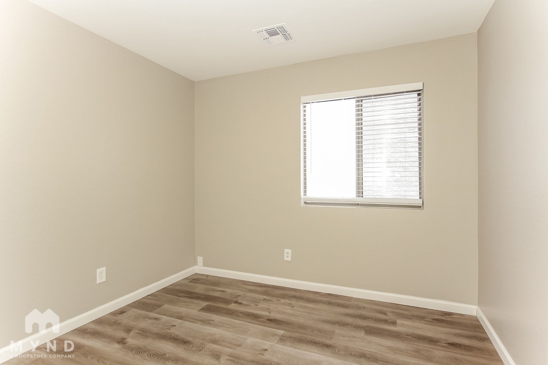 Building Photo - 3412 W Fraktur Rd