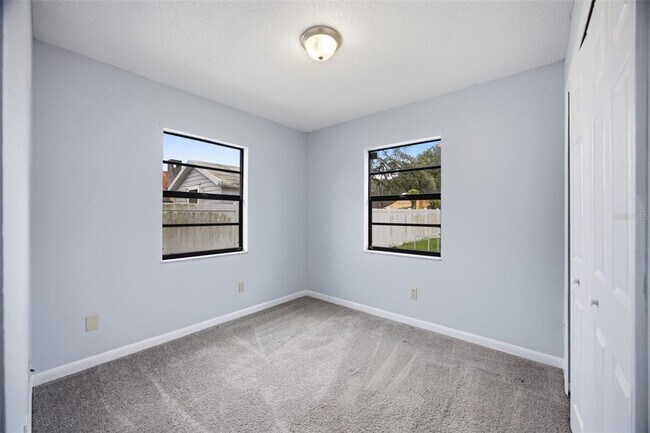 Building Photo - 5412 N 48th St