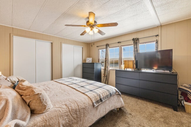 Building Photo - 18010 Ponderosa Ln