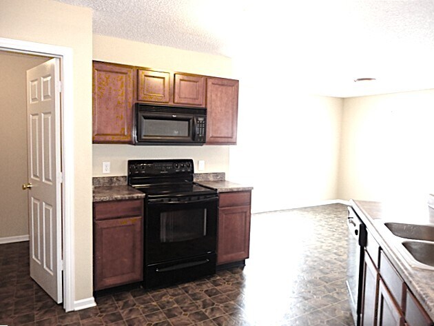 Building Photo - 8342 Centenary Dr