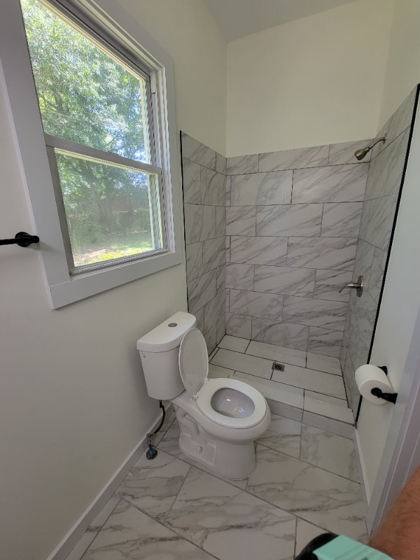 Building Photo - 306 E Florida St