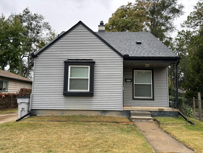 Primary Photo - 23045 Harding Ave