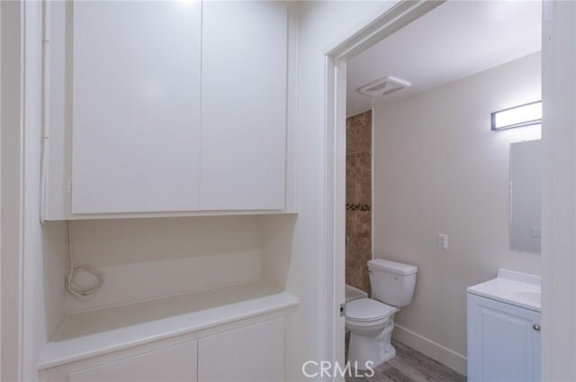 Building Photo - 857 Windwood Dr