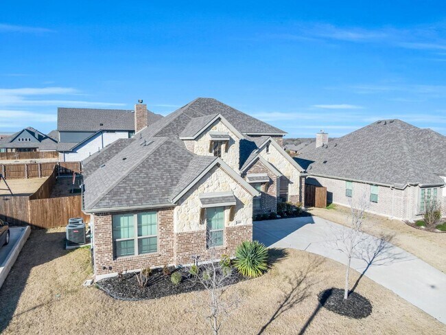 Building Photo - 4409 Dandelion Ln
