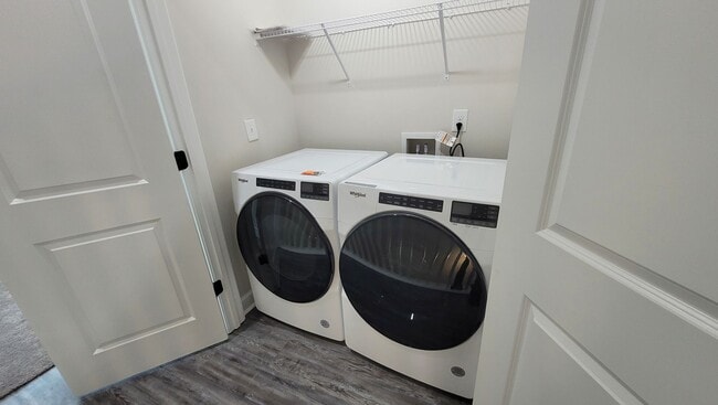 Building Photo - NEW BUILD DELUXE CONDO IN WEST MIDTOWN ATLANTA