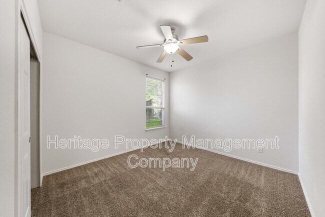 Building Photo - 12102 Red Bud Leaf