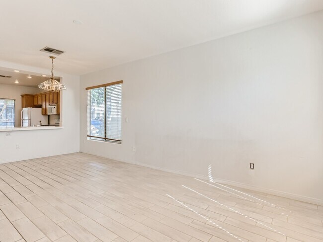 Building Photo - 8278 Annual Ridge St