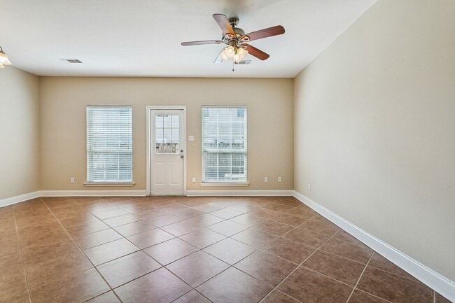 Building Photo - 104 Covington Meadow Cir
