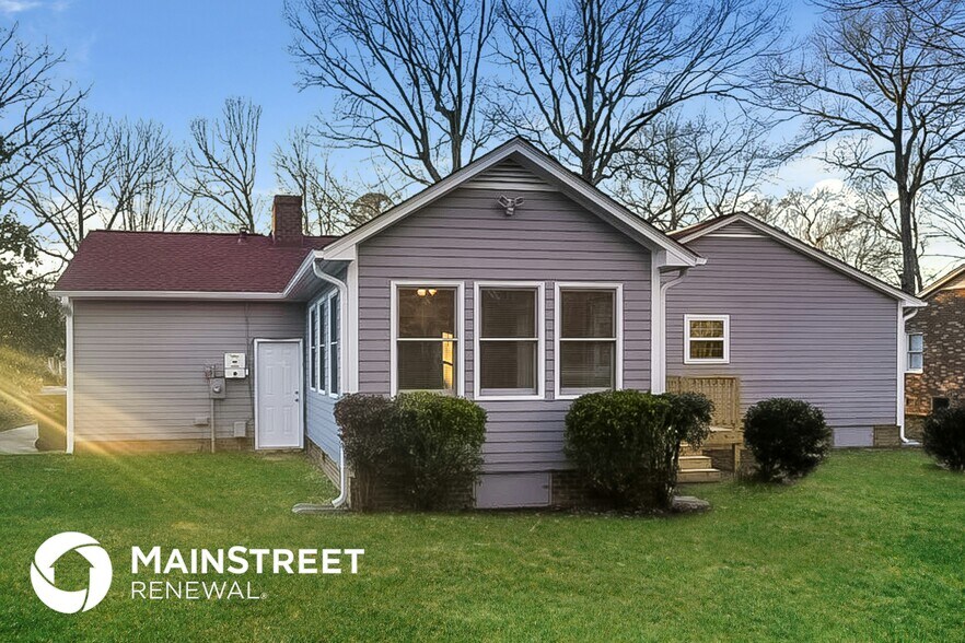 Building Photo - 1813 Dorsett St