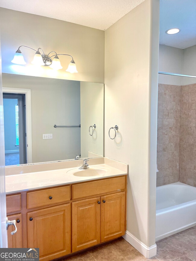 Building Photo - 39 Coastal Walk